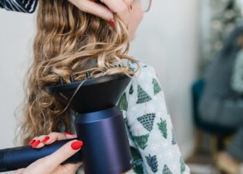 How Aerospace Science Helped Me Conquer Pet Hair with the Ultimate Dyson Vacuum